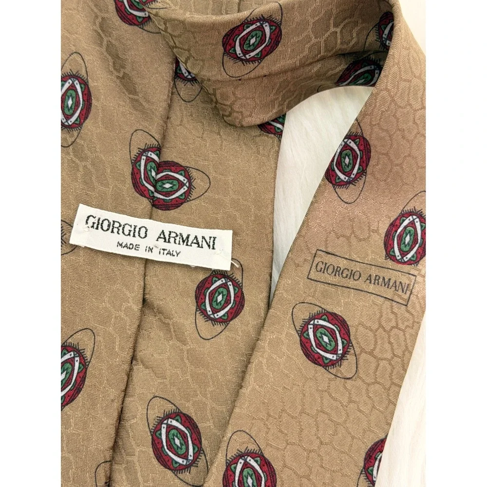 Giorgio Armani Silk Tie Tan Geometric Medallion Honeycomb Made in Italy 3.75